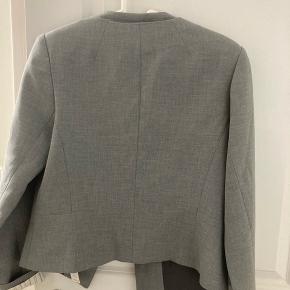 Trina Turk Gray Jacket - 10 - Picture 7 of 8